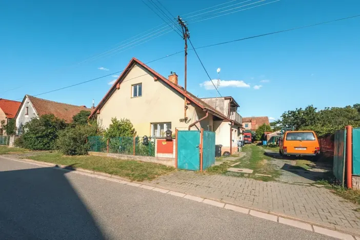 Prodej rodinného domu, Staré Hradiště, U Špejcharu, 350 m2