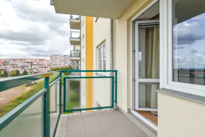Pronájem bytu 3+kk, Praha - Horní Měcholupy, Padovská, 70 m2