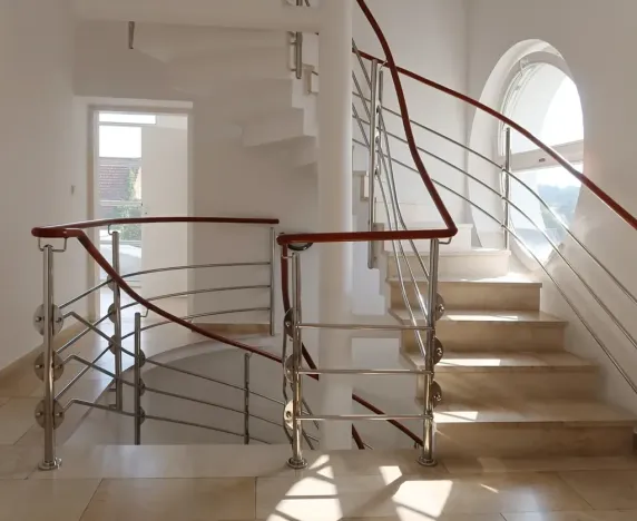 Prodej vily, Křižanov, Benešovo náměstí, 530 m2