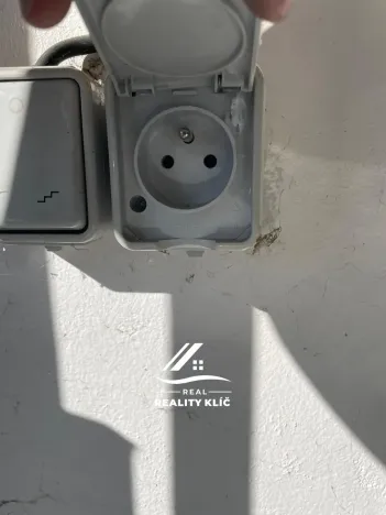 Pronájem garáže, Ostrava, Baarova, 24 m2