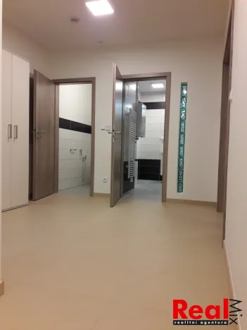 Pronájem bytu 2+kk, Rajhradice, Opatovická, 76 m2