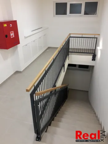 Pronájem bytu 2+kk, Rajhradice, Opatovická, 76 m2