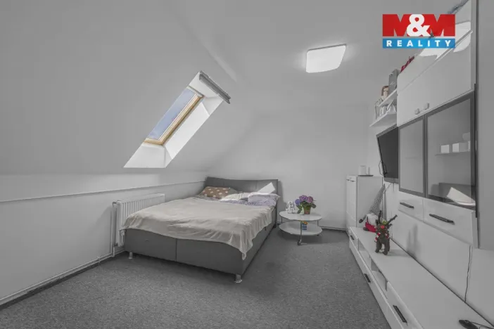 Prodej bytu 2+1, Nehvizdy, Gabčíkova, 50 m2