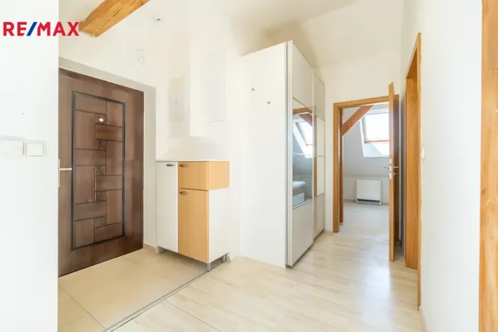 Pronájem bytu 2+kk, Praha - Libeň, Davídkova, 40 m2