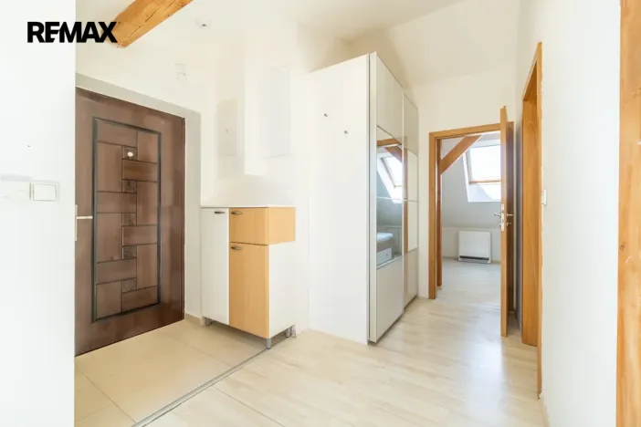 Pronájem bytu 2+kk, Praha - Libeň, Davídkova, 40 m2