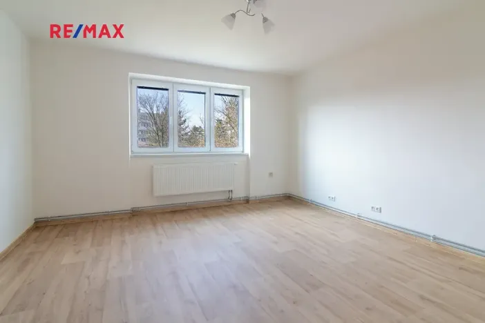 Pronájem bytu 2+1, Břeclav, nábř. Komenského, 57 m2