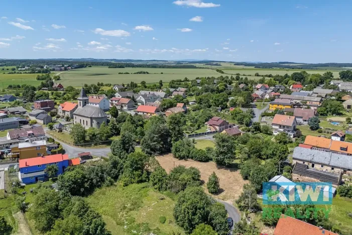 Prodej pozemku pro bydlení, Velké Heraltice, 1744 m2