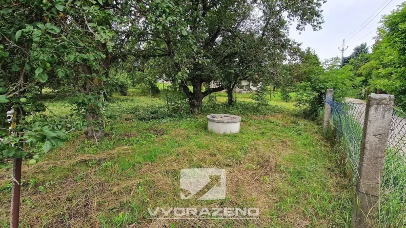 Prodej zahrady, Modřice, 894 m2