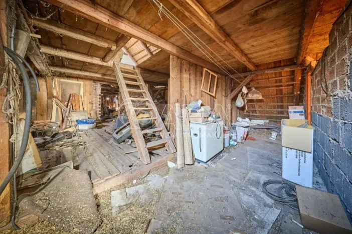 Prodej garáže, Pilníkov, Pražská, 182 m2