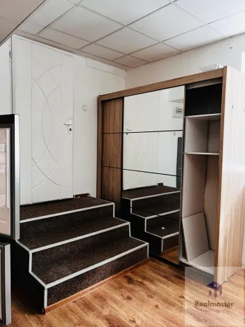 Pronájem bytu 1+kk, Ústí nad Labem - Ústí nad Labem-centrum, Velká Hradební, 30 m2