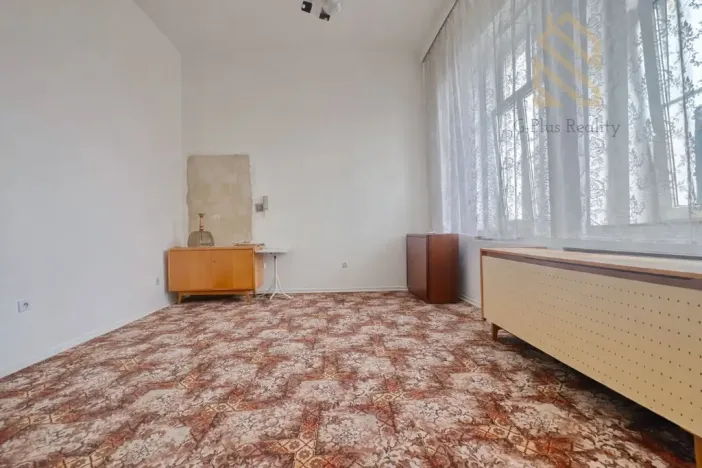 Prodej vícegeneračního domu, Kostelec nad Labem, nám. Komenského, 120 m2