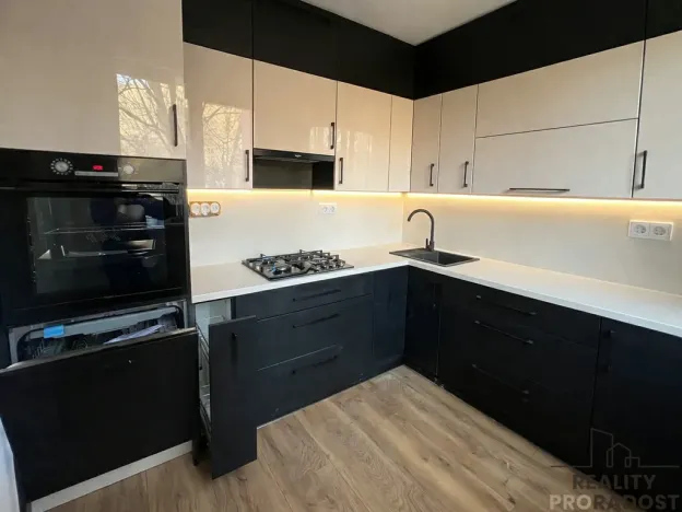 Prodej bytu 4+1, Třinec, Sosnová, 80 m2