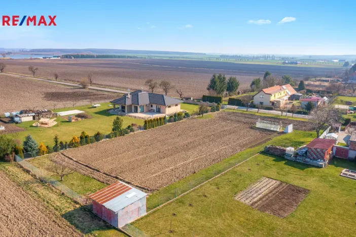 Prodej pozemku pro bydlení, Lužec nad Cidlinou, 2066 m2