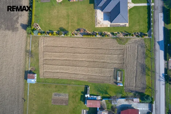 Prodej pozemku pro bydlení, Lužec nad Cidlinou, 2066 m2