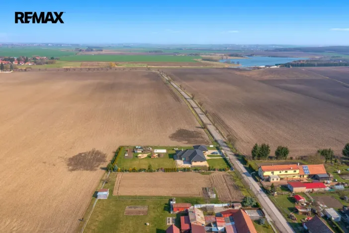 Prodej pozemku pro bydlení, Lužec nad Cidlinou, 2066 m2