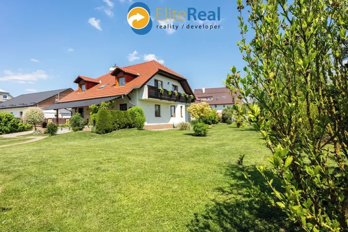 Prodej vícegeneračního domu, Příkazy, 344 m2