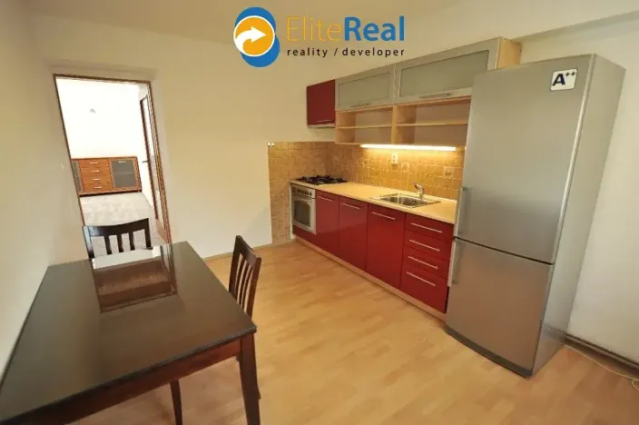 Pronájem bytu 1+1, Olomouc, Chválkovická, 55 m2