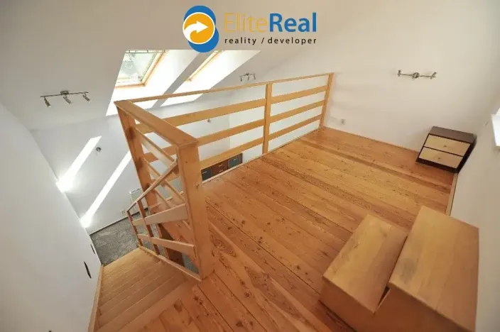 Pronájem bytu 1+1, Olomouc, Chválkovická, 55 m2