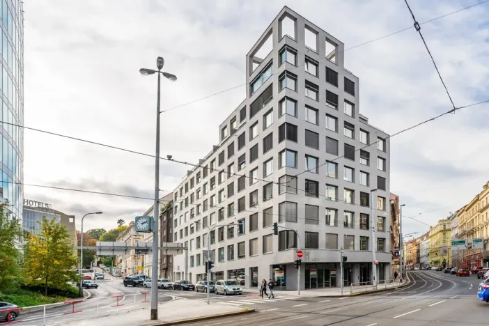 Pronájem bytu 1+kk, Praha - Smíchov, Plzeňská, 20 m2