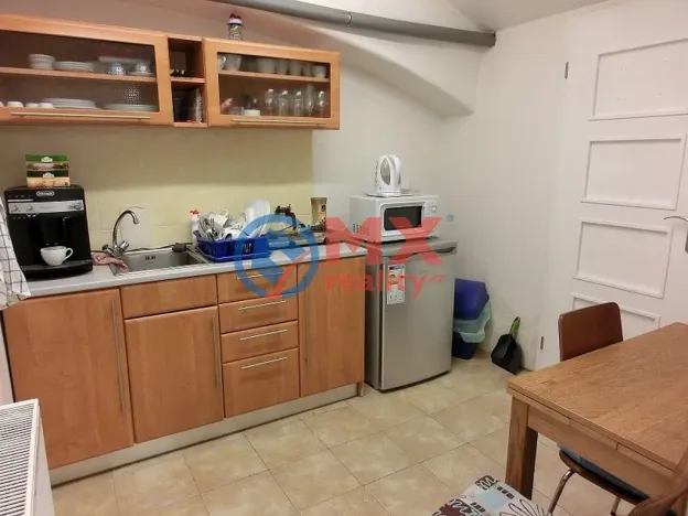 Prodej kanceláře, Praha - Vinohrady, Na Švihance, 101 m2