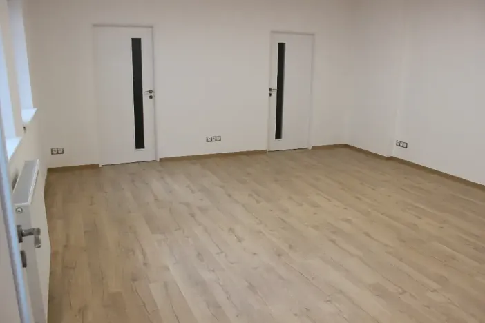 Pronájem kanceláře, Praha - Žižkov, Husitská, 63 m2