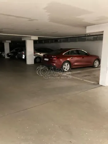 Pronájem garážového stání, Praha - Záběhlice, U Zahradního města, 13 m2