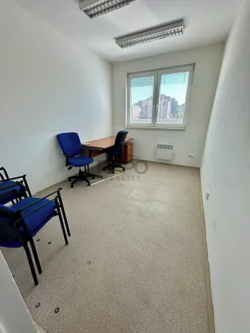 Pronájem obchodního prostoru, Napajedla, 2. května, 11 m2