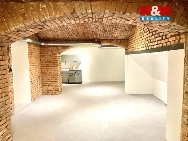 Pronájem kanceláře, Praha - Vinohrady, Sarajevská, 79 m2