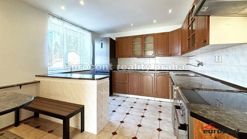 Pronájem bytu 2+1, Praha - Košíře, náměstí Josefa Machka, 54 m2