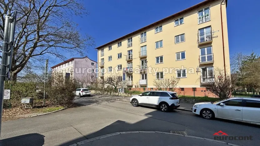 Pronájem bytu 2+1, Praha - Košíře, náměstí Josefa Machka, 54 m2