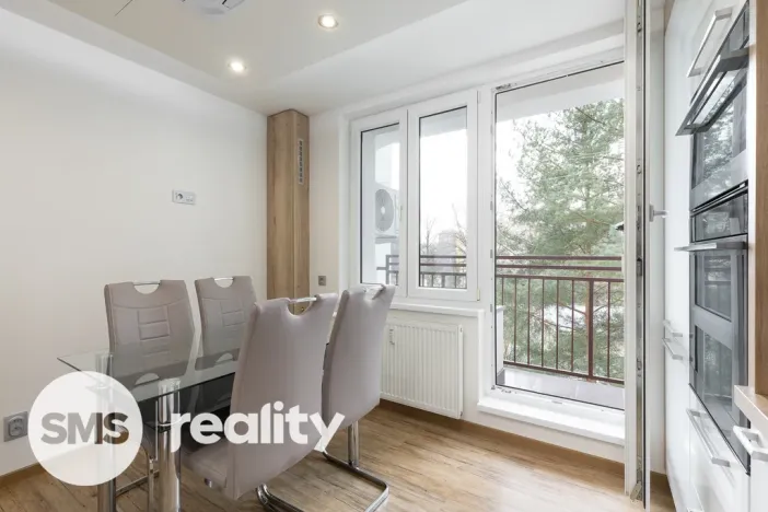 Prodej bytu 3+1, Ostrava, Petruškova, 70 m2