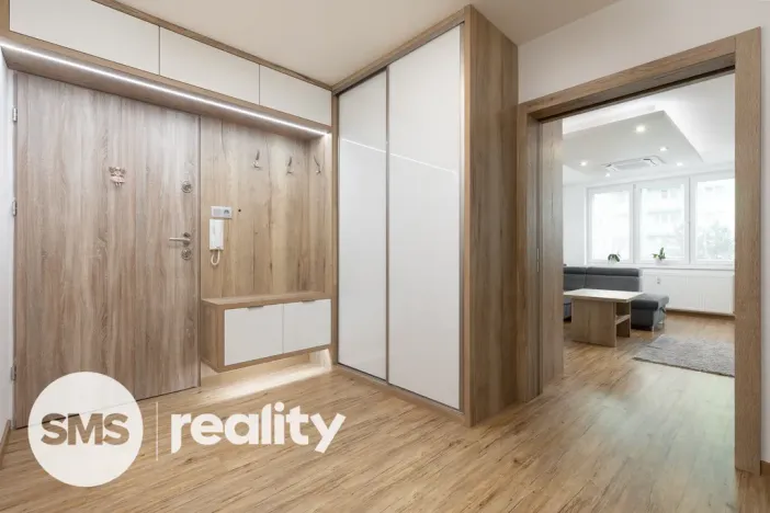 Prodej bytu 3+1, Ostrava, Petruškova, 70 m2