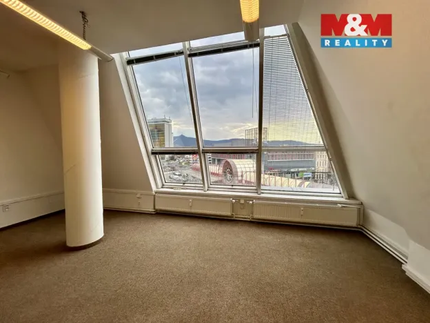 Pronájem obchodního prostoru, Liberec - Liberec IV-Perštýn, Moskevská, 170 m2