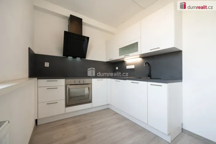 Prodej bytu 3+1, České Budějovice - České Budějovice 2, Prachatická, 85 m2