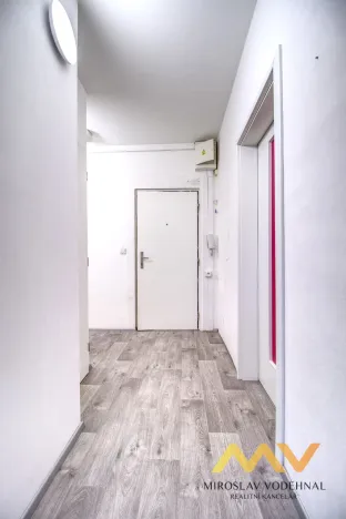 Pronájem bytu 1+1, Hradec Králové - Třebeš, Milady Horákové, 37 m2