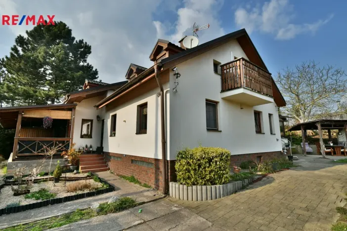 Prodej rodinného domu, Hradec Králové - Kukleny, Pardubická, 119 m2