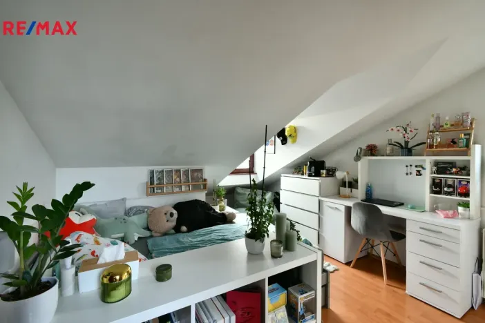 Prodej rodinného domu, Hradec Králové - Kukleny, Pardubická, 119 m2