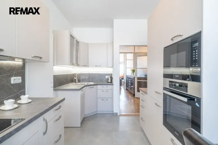Pronájem bytu 4+1, Praha - Nové Město, Žitná, 120 m2