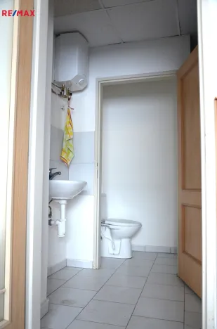 Pronájem obchodního prostoru, Rokytnice nad Jizerou - Dolní Rokytnice, 78 m2