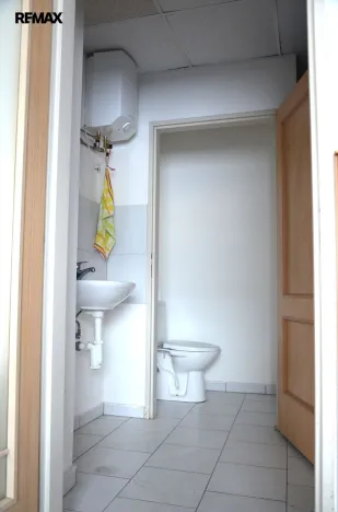 Pronájem obchodního prostoru, Rokytnice nad Jizerou - Dolní Rokytnice, 78 m2
