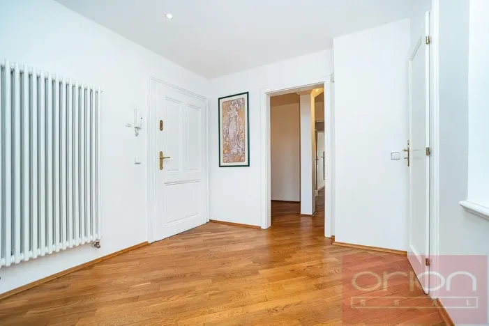 Pronájem bytu 3+1, Praha - Nové Město, Odborů, 108 m2