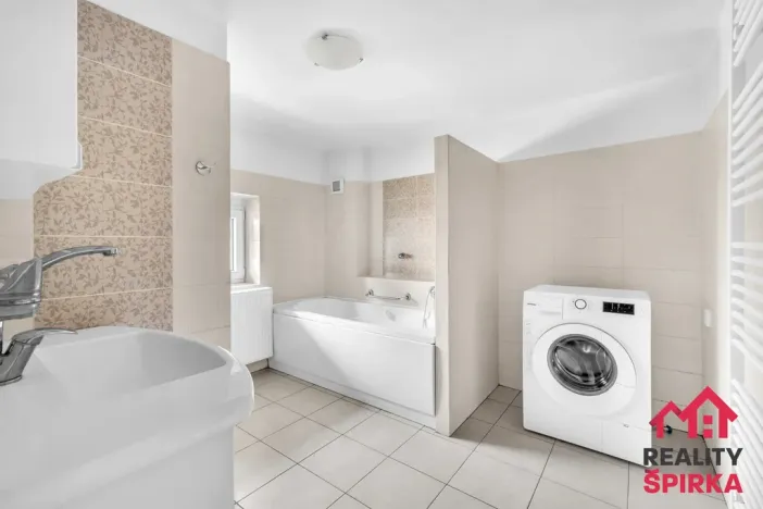 Prodej rodinného domu, Horní Čermná - Nepomuky, 150 m2