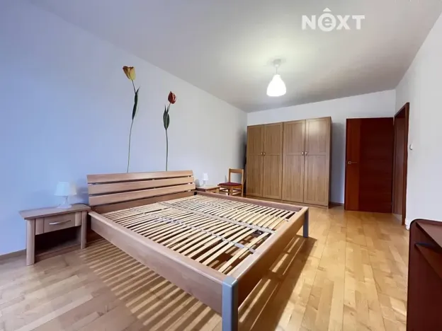 Pronájem bytu 3+1, České Budějovice, J. K. Chmelenského, 86 m2