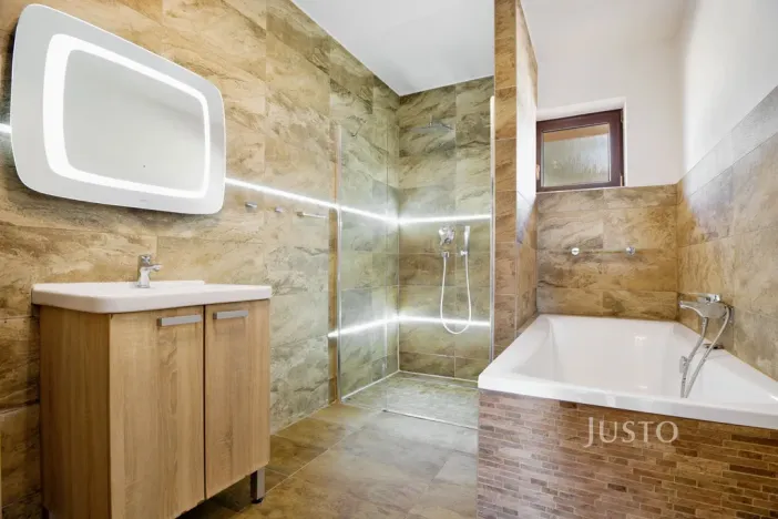 Prodej rodinného domu, Teplice - Trnovany, Na Bramši, 227 m2