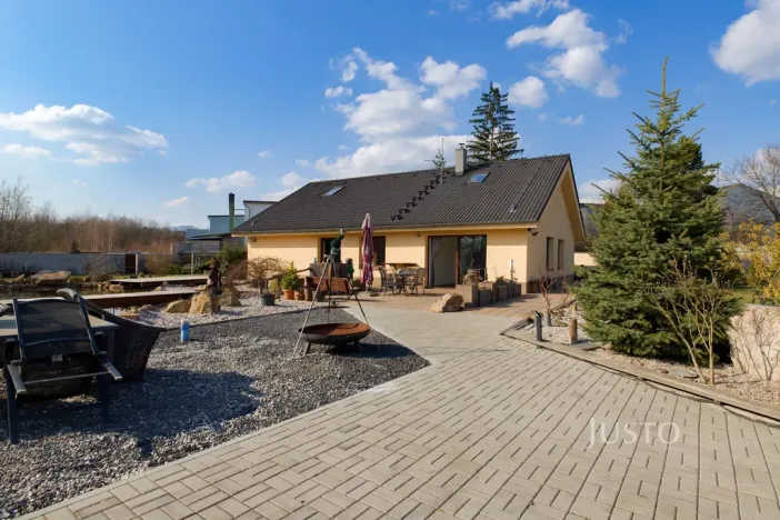 Prodej rodinného domu, Teplice - Trnovany, Na Bramši, 227 m2