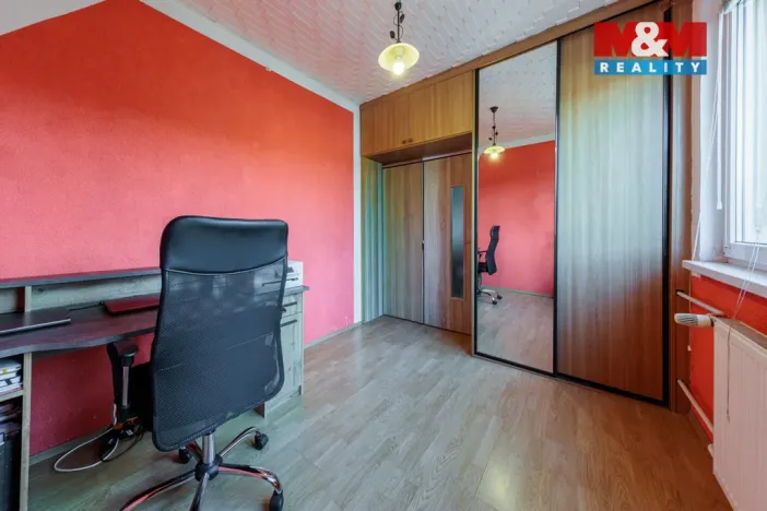 Prodej bytu 3+1, Habartov, Karla Čapka, 56 m2