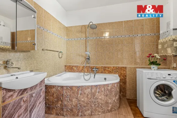 Prodej rodinného domu, Postoloprty, Wolkerova, 230 m2