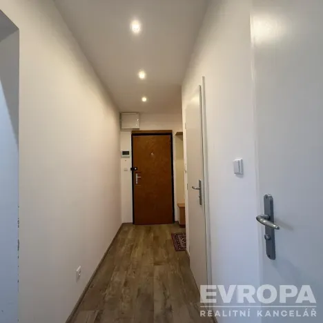 Prodej bytu 3+1, Praha - Hlubočepy, Lohniského, 69 m2