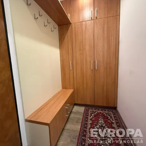 Prodej bytu 3+1, Praha - Hlubočepy, Lohniského, 69 m2