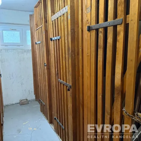 Prodej bytu 3+1, Praha - Hlubočepy, Lohniského, 69 m2